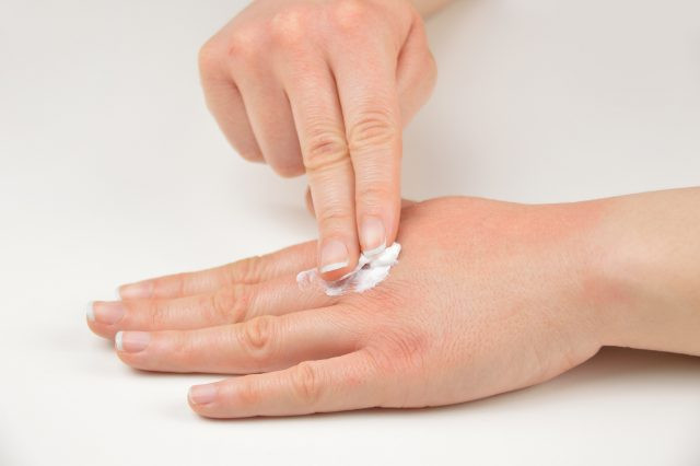 Phương pháp điều trị viêm da tiếp xúc 