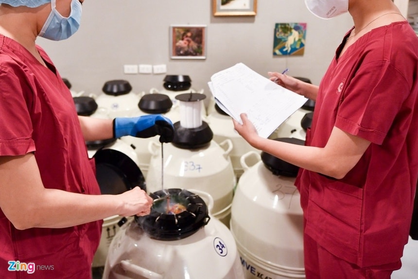 co-gai-18-tuoi-di-tru-dong-trung-anh-2