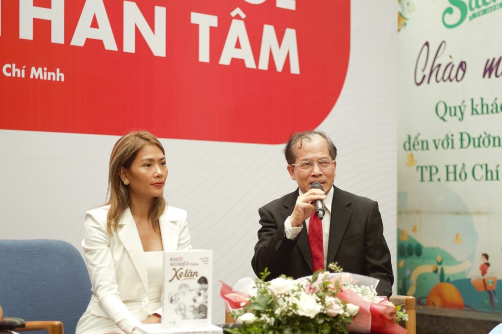 Lê Văn Nhân cho rằng, chính áp lực cuộc sống khiến giới trẻ âu lo nhiều, từ đó dẫn đến nhiều bệnh tật.