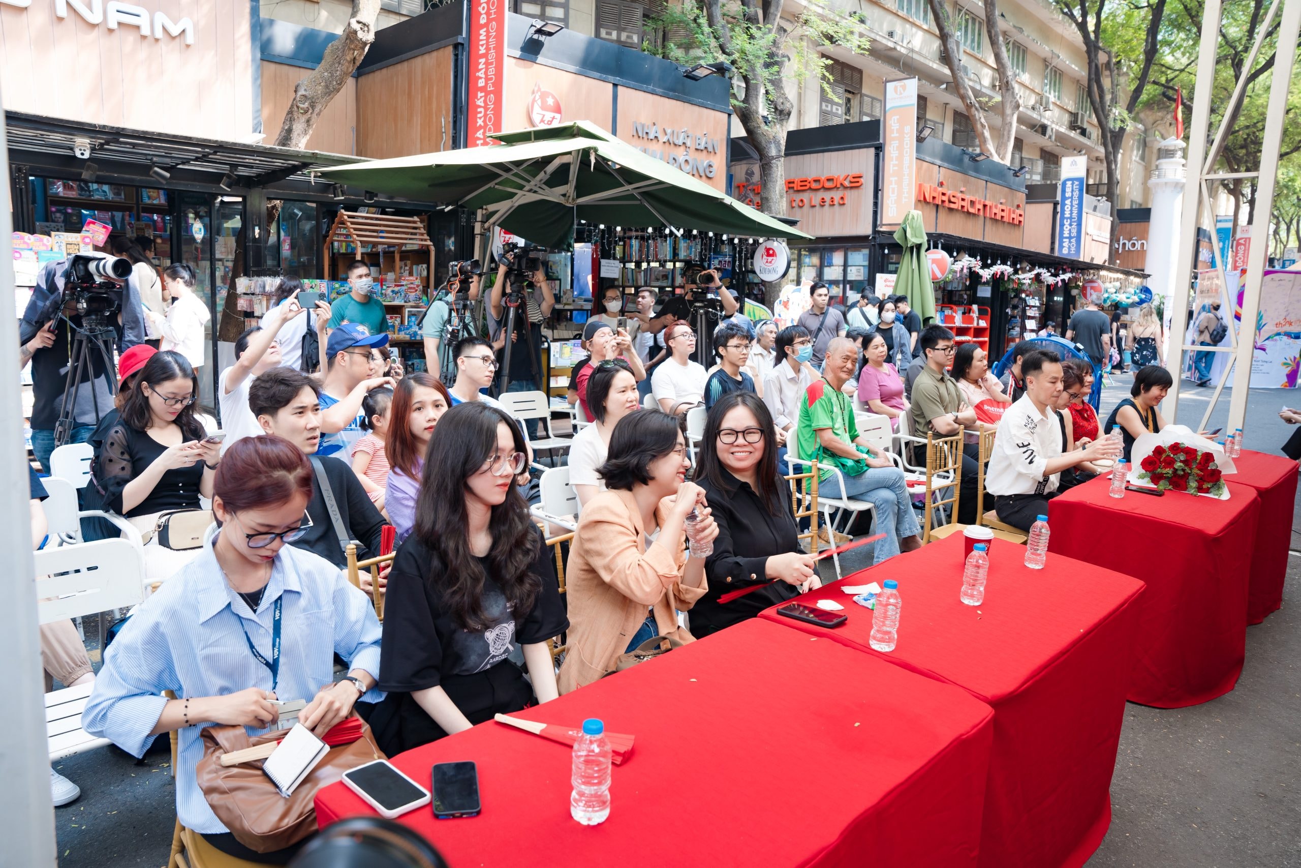 Sự kiện yêu lấy trái tim