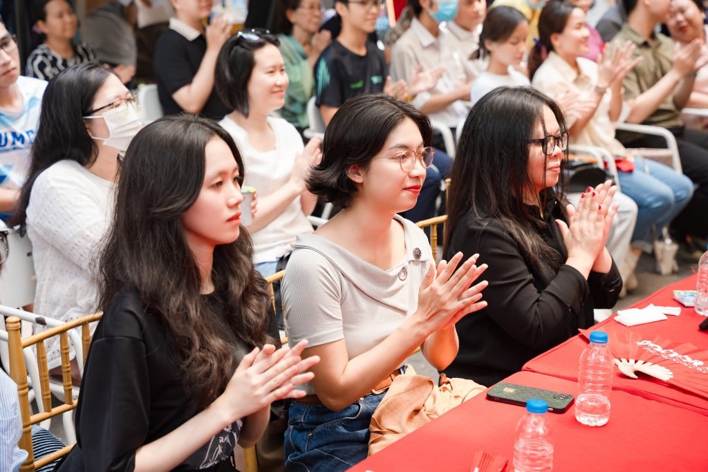 yêu lấy trái tim