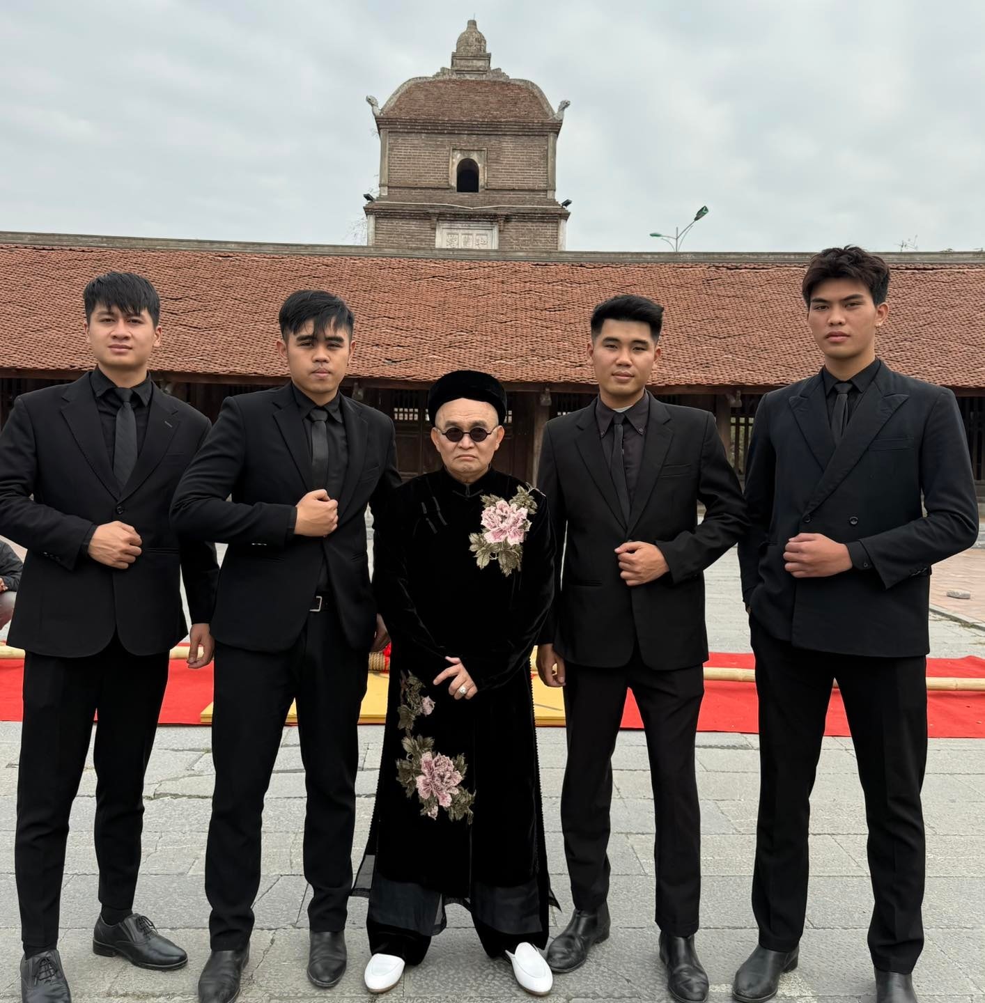 Xuân Hinh ảnh 2 Xuan Hinh anh 2