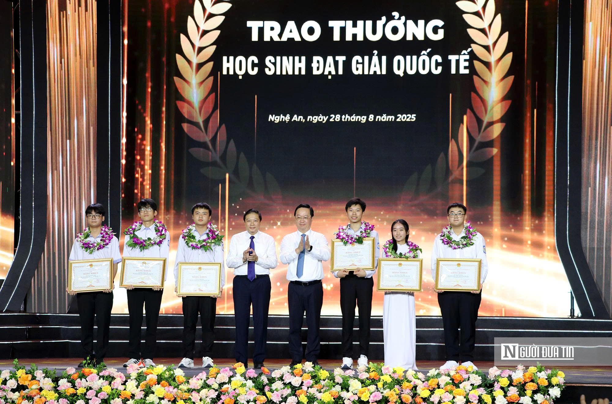Nghệ An “vượt bão”, kinh tế duy trì đà tăng trưởng- Ảnh 2.