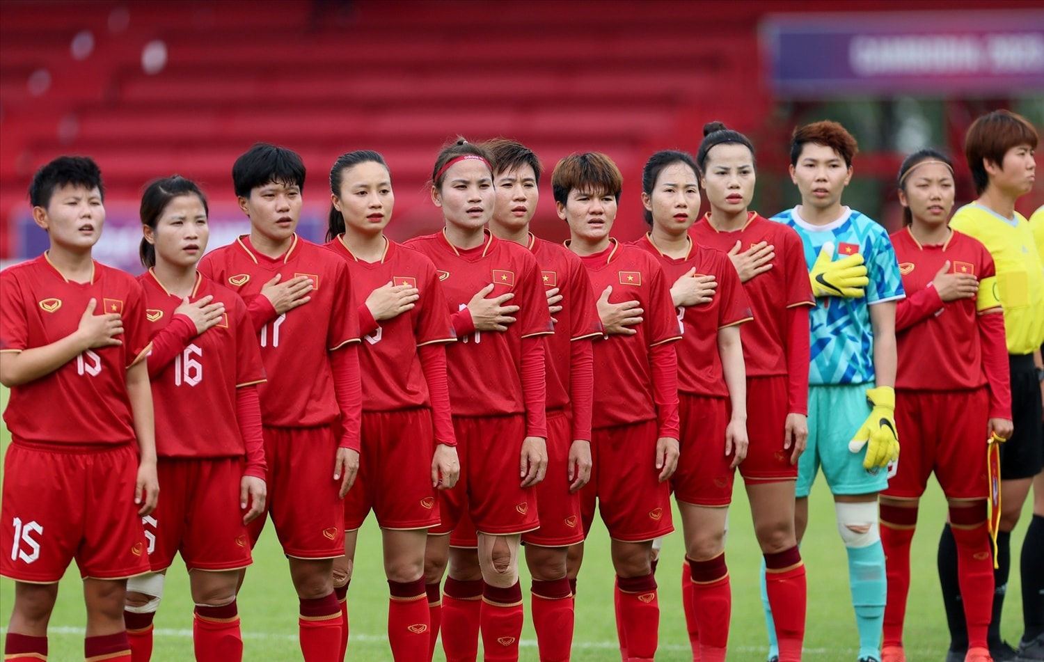 doi-tuyen-bong-da-nu-tham-gia-world-cup