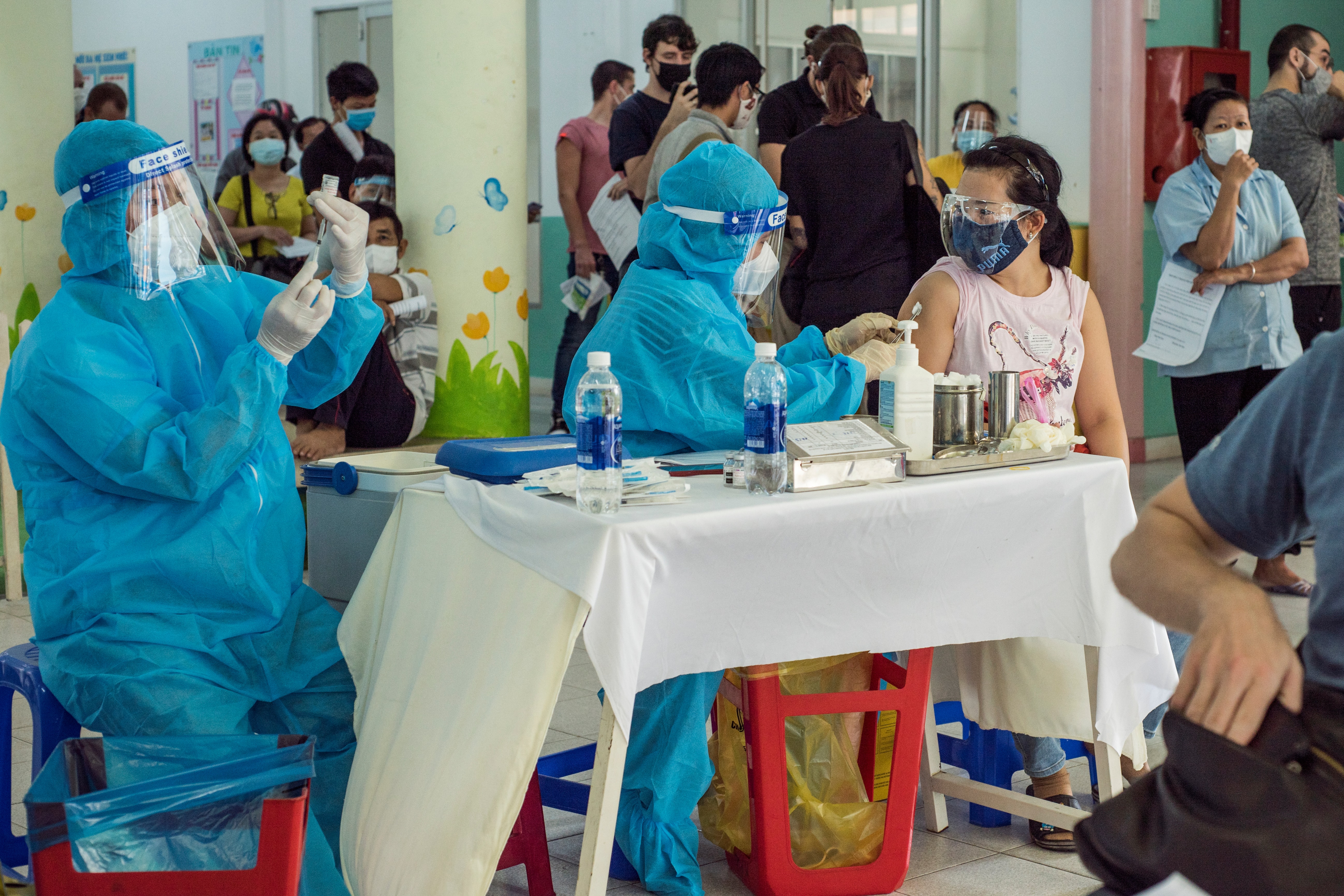 Xét nghiệm COVID-19 tại TPHCM vào năm 2021