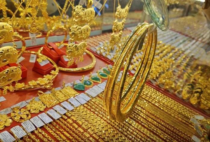 Mua bán vàng từ 20 triệu đồng trong ngày phải chuyển khoản- Ảnh 1.