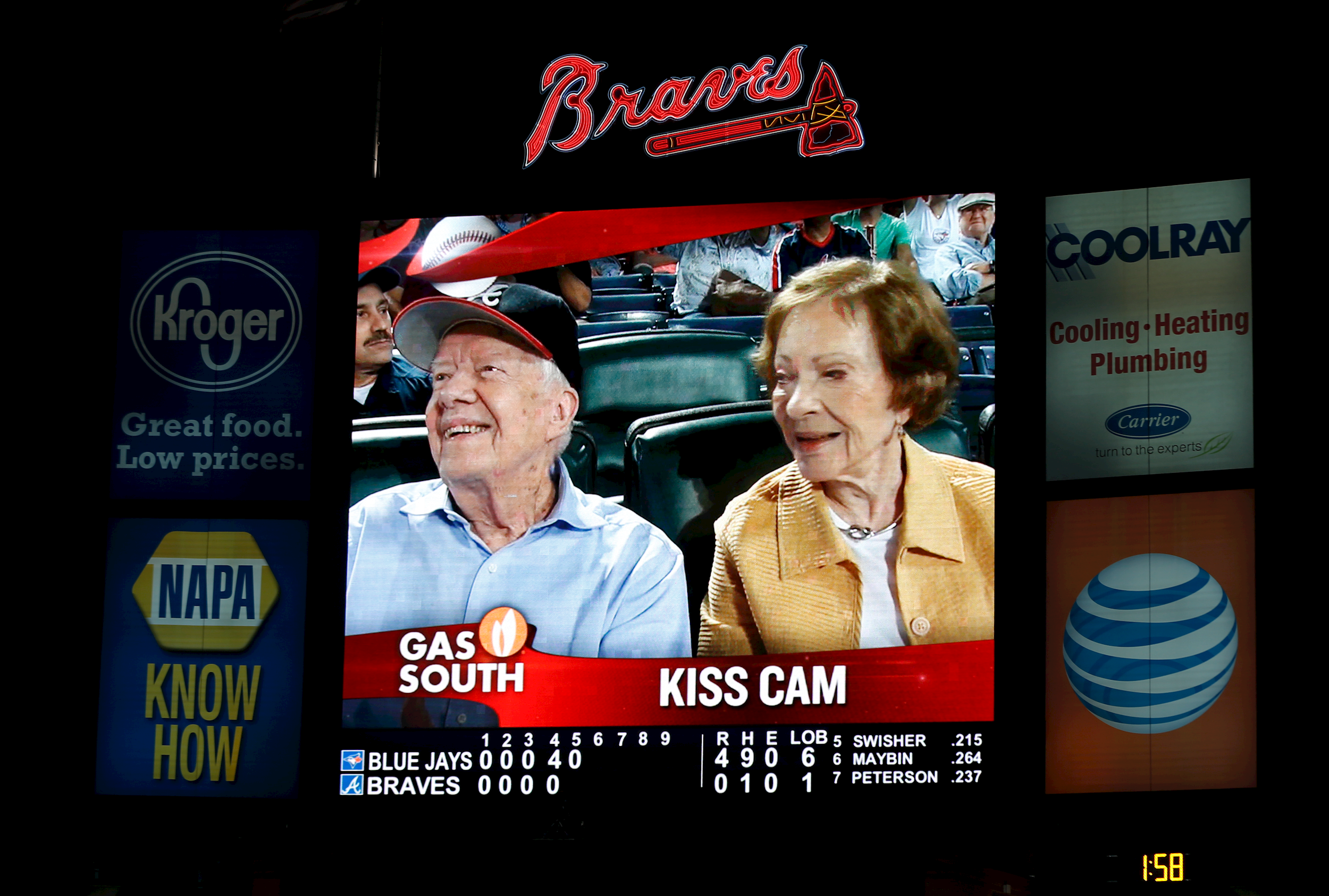 kiss cam