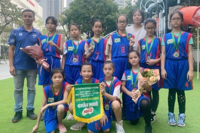 tra-my-choi-the-thao.jpg