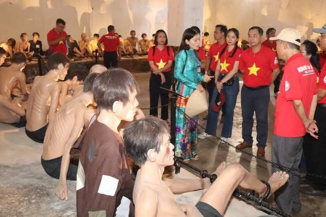 Những điểm đến không thể bỏ qua ở Côn Đảo cho Chuyến du lịch hoàn hảo - Ảnh 4.