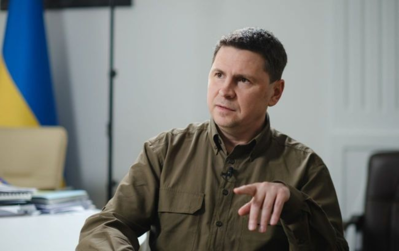 Cố vấn cấp cao của Tổng thống Ukraine Volodymyr Zelensky, ông Mikhail Podoliak. (Ảnh: RBC UKRAINE)