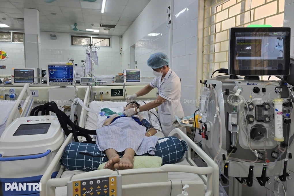 Hóc dị vật, nam sinh 16 tuổi mang bệnh nặng nguy kịch tính mạng - 1