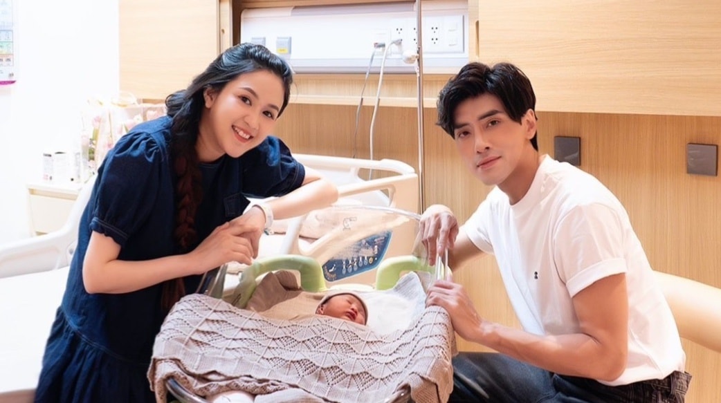 phuong hang sinh con anh 1