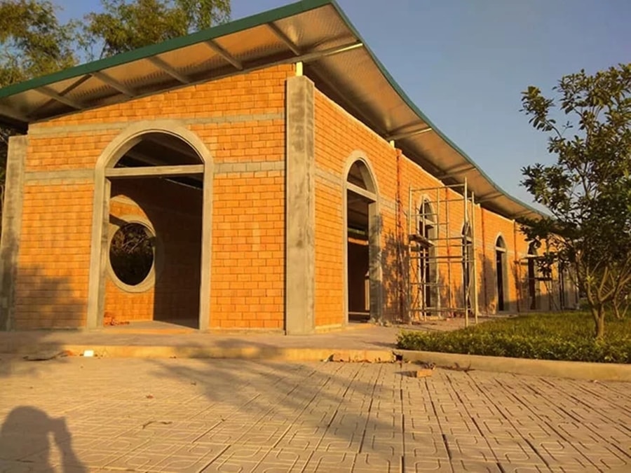 Ưu điểm của gạch không vữa là thời gian thi công nhanh. (Ảnh: Nhadepktv)