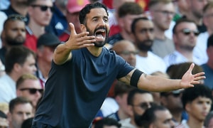 Thua Arsenal trên sân nhà, HLV Amorim vẫn khen Man Utd đá hay