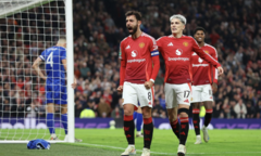 Vừa sa thải Erik ten Hag, Man Utd thắng lớn