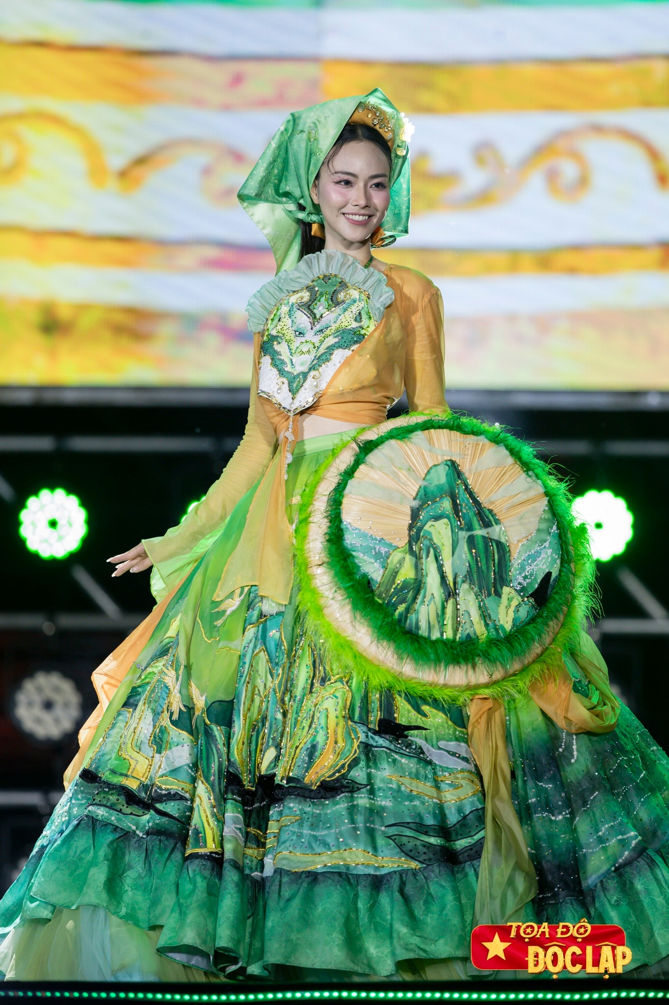 Le hoi Doc Lap anh 23