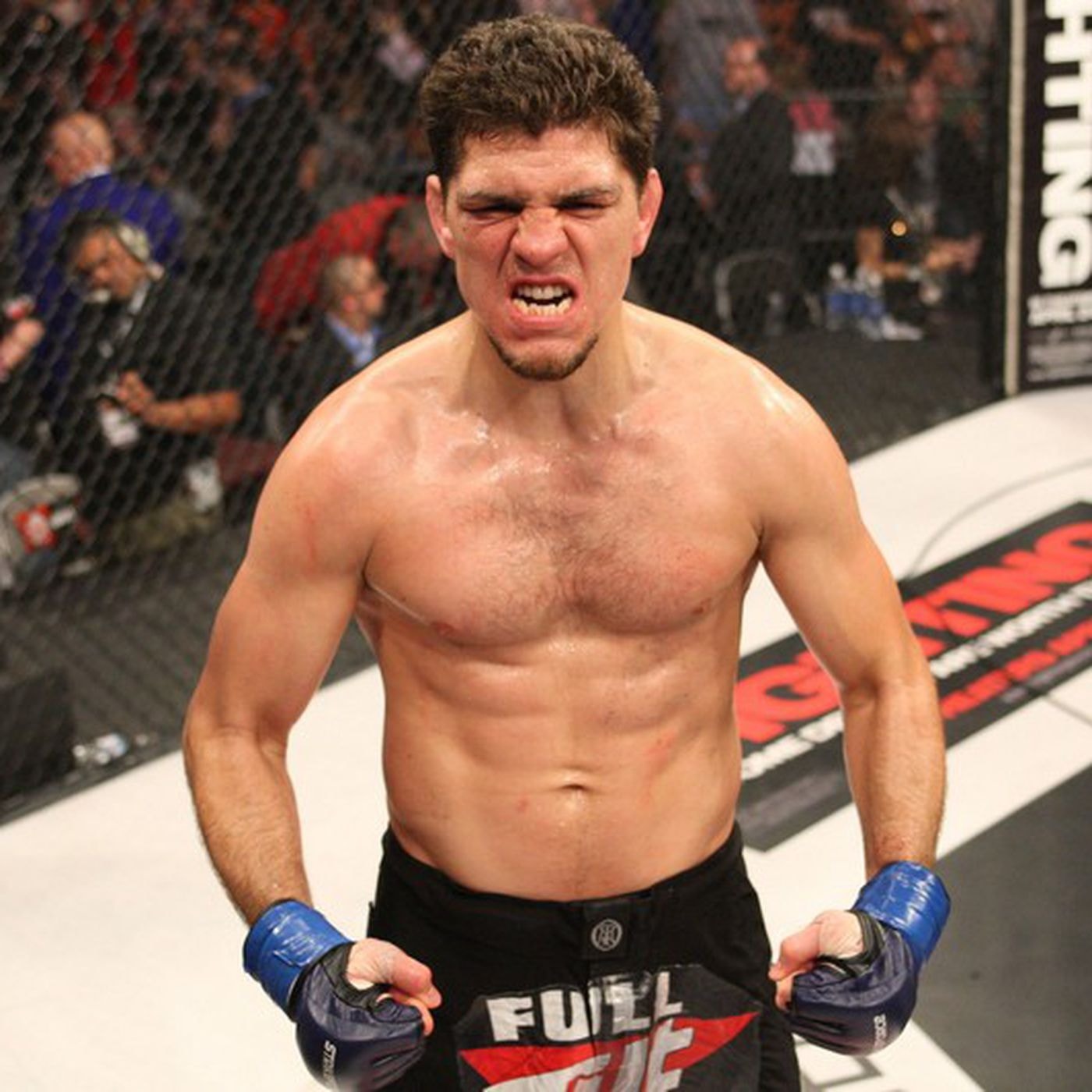 Nick Diaz là cựu vô địch hạng welterweight của WEC và Strikeforce