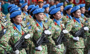 Vẻ đẹp của các 'bông hồng' trong khối nữ diễu hành A80 tại Quảng trường Ba Đình