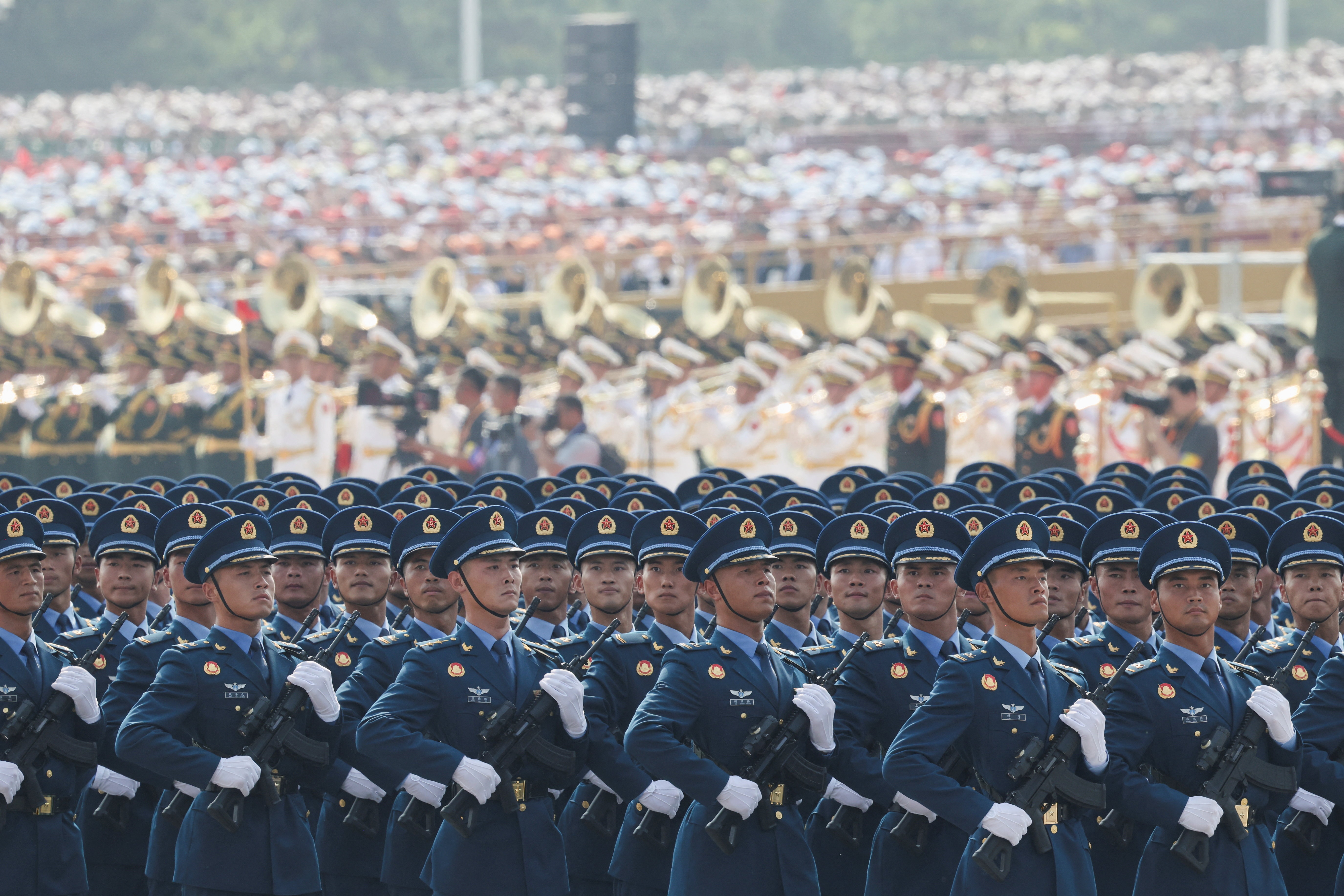 Trực tiếp: Trung Quốc duyệt binh lớn chưa từng thấy, nhiều vũ khí lần đầu xuất hiện - 17