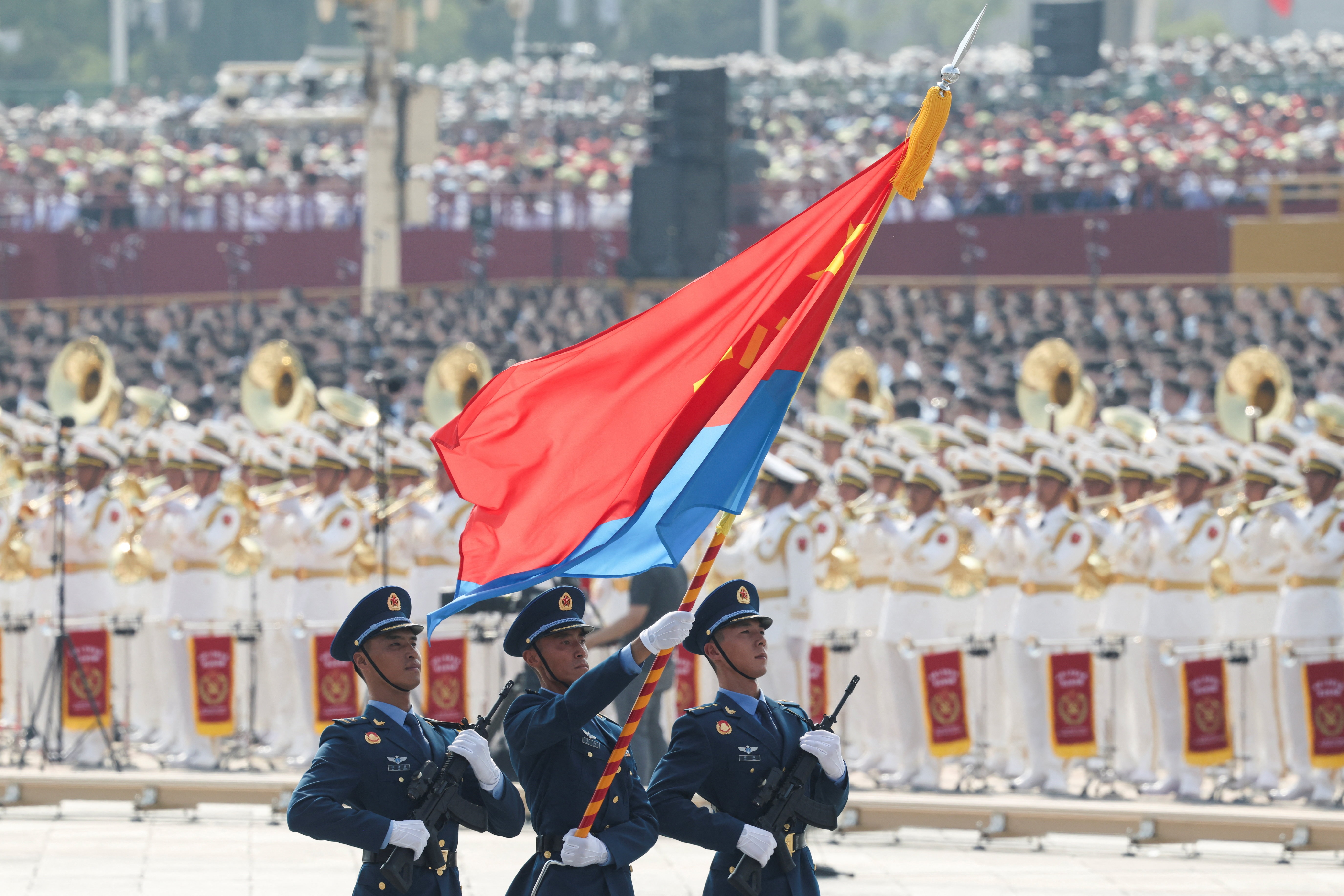 Trực tiếp: Trung Quốc duyệt binh lớn chưa từng thấy, nhiều vũ khí lần đầu xuất hiện - 16
