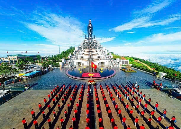 Bất ngờ doanh thu du lịch dịp Quốc khánh 2-9 ở miền Tây - Ảnh 2.