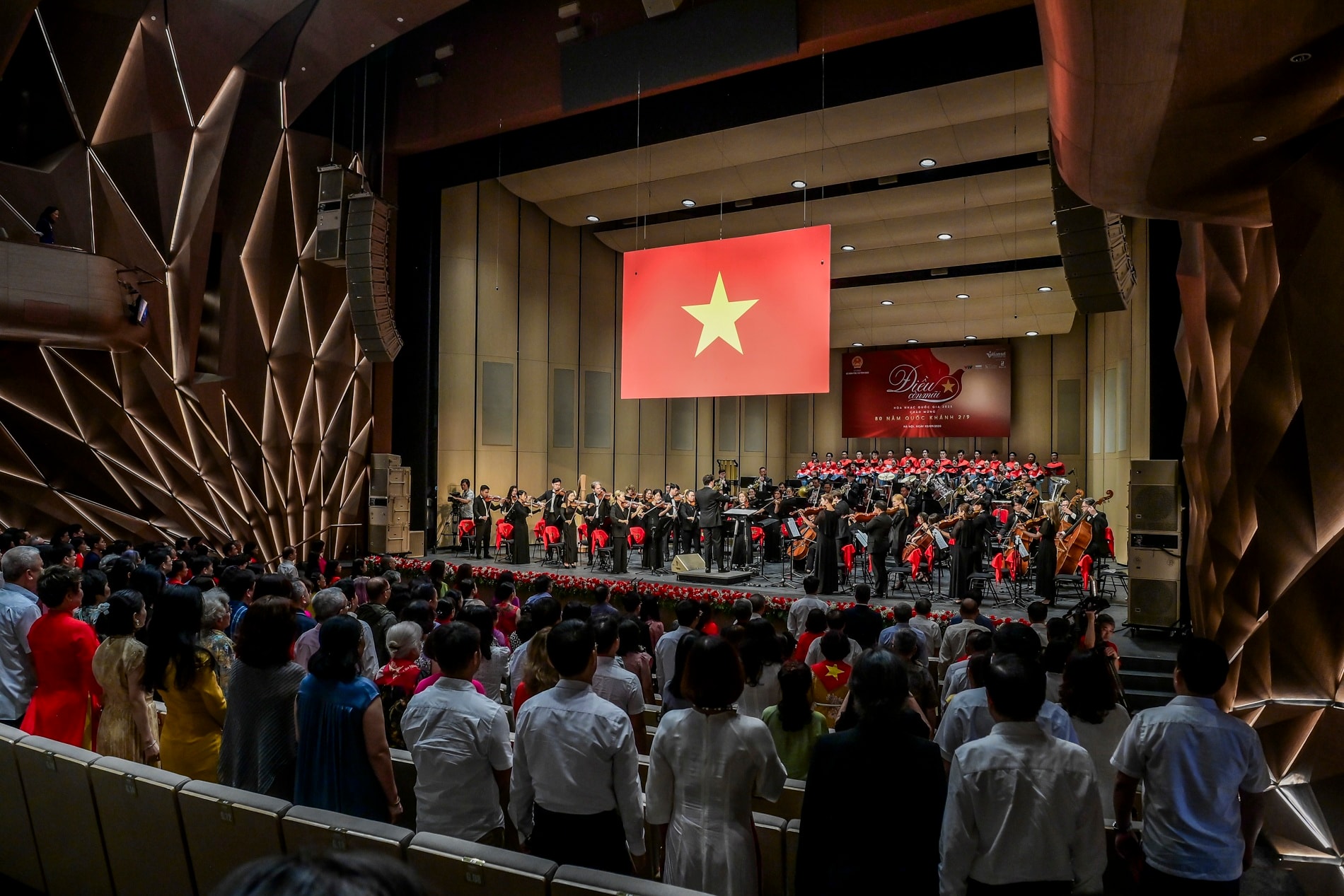 Quoc khanh 2/9 anh 2