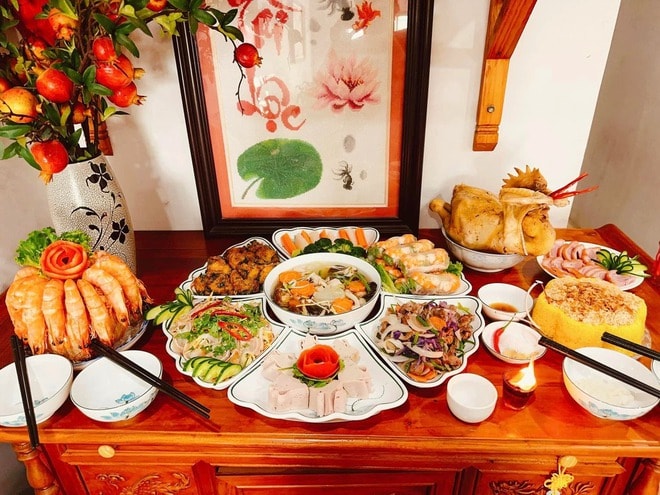 Khung giờ và hai ngày 'đại lộc' cúng Rằm tháng 7 âm lịch 2025- Ảnh 3.