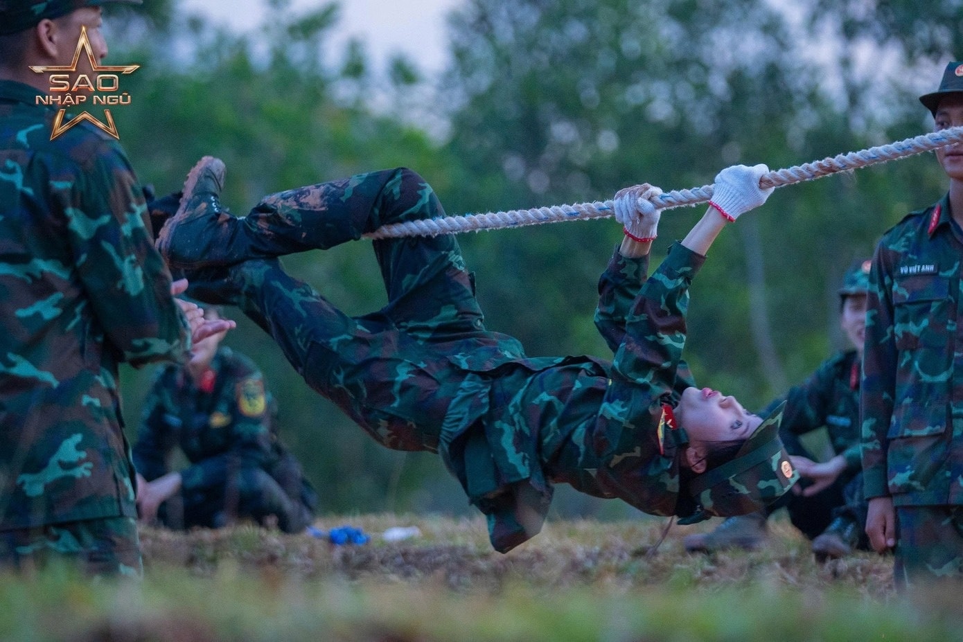 nghệ sĩ ngất xỉu ảnh 1 nghe si ngat xiu anh 1
