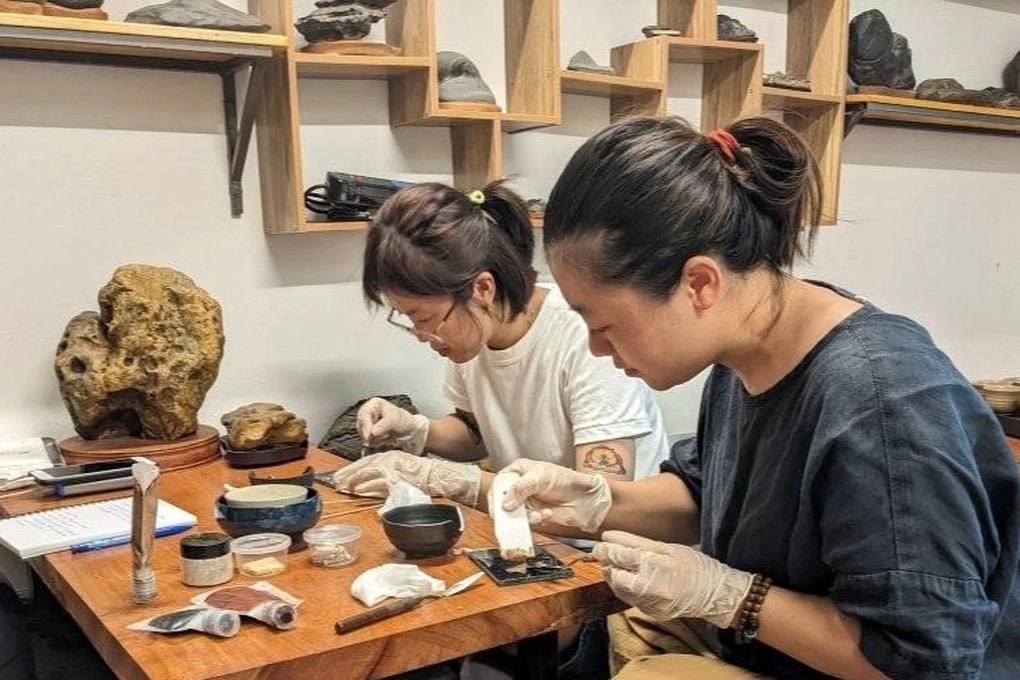 Nghề hàn gắn gốm sứ nứt vỡ bằng vàng ròng và bài học mọi chuyện rồi sẽ ổn - 1