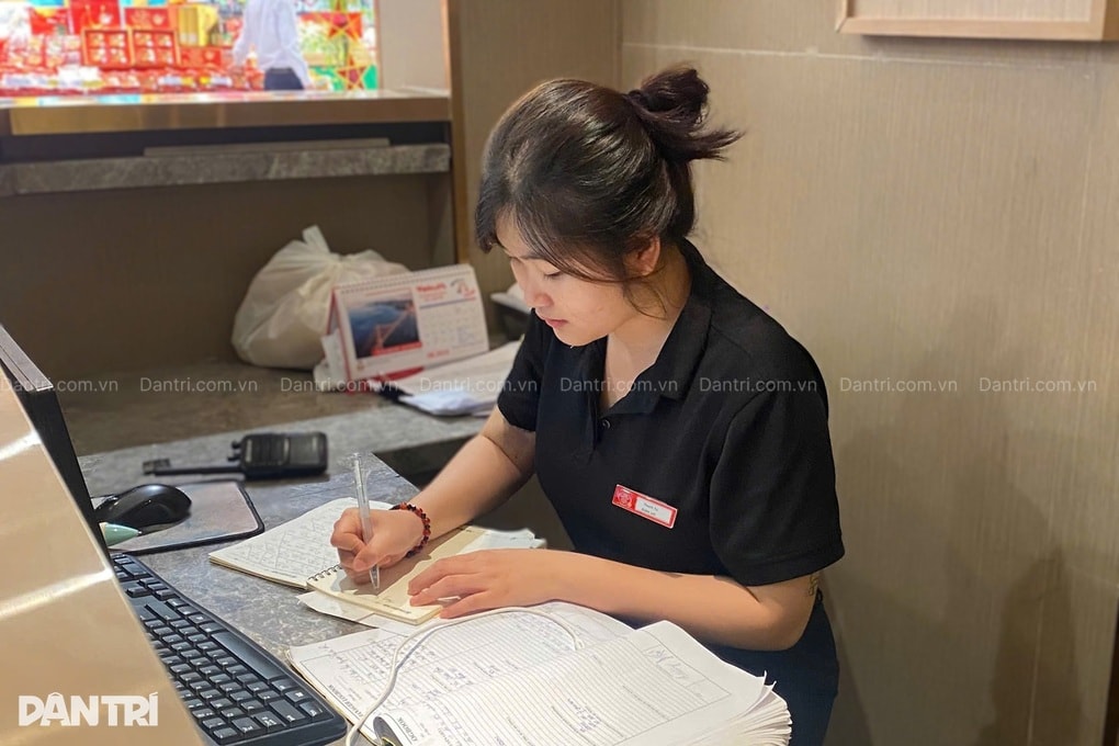 Bác sĩ kêu gọi cộng đồng cứu chàng trai nguy kịch vì sốt xuất huyết - 4