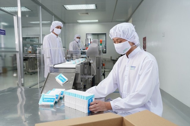 Bộ Y tế nâng chuẩn, đảm bảo minh bạch và an toàn thuốc nội- Ảnh 1. Bộ Y tế nâng chuẩn, đảm bảo minh bạch và an toàn thuốc nội- Ảnh 1.