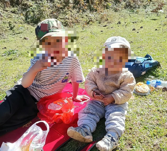 Nghe thấy tiếng kêu, gia đình chạy vào thì thấy cảnh đáng sợ - Ảnh 1.