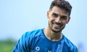 Hà Nội FC đăng ký ngôi sao chờ nhập tịch, sắp đủ điều kiện lên tuyển Việt Nam