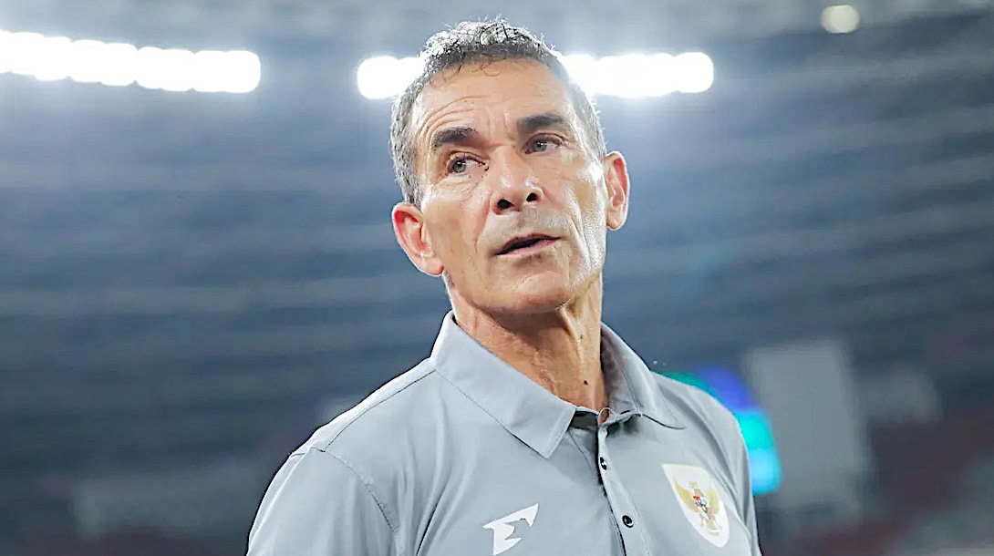 Huấn luyện viên Vanenburg của U23 Indonesia