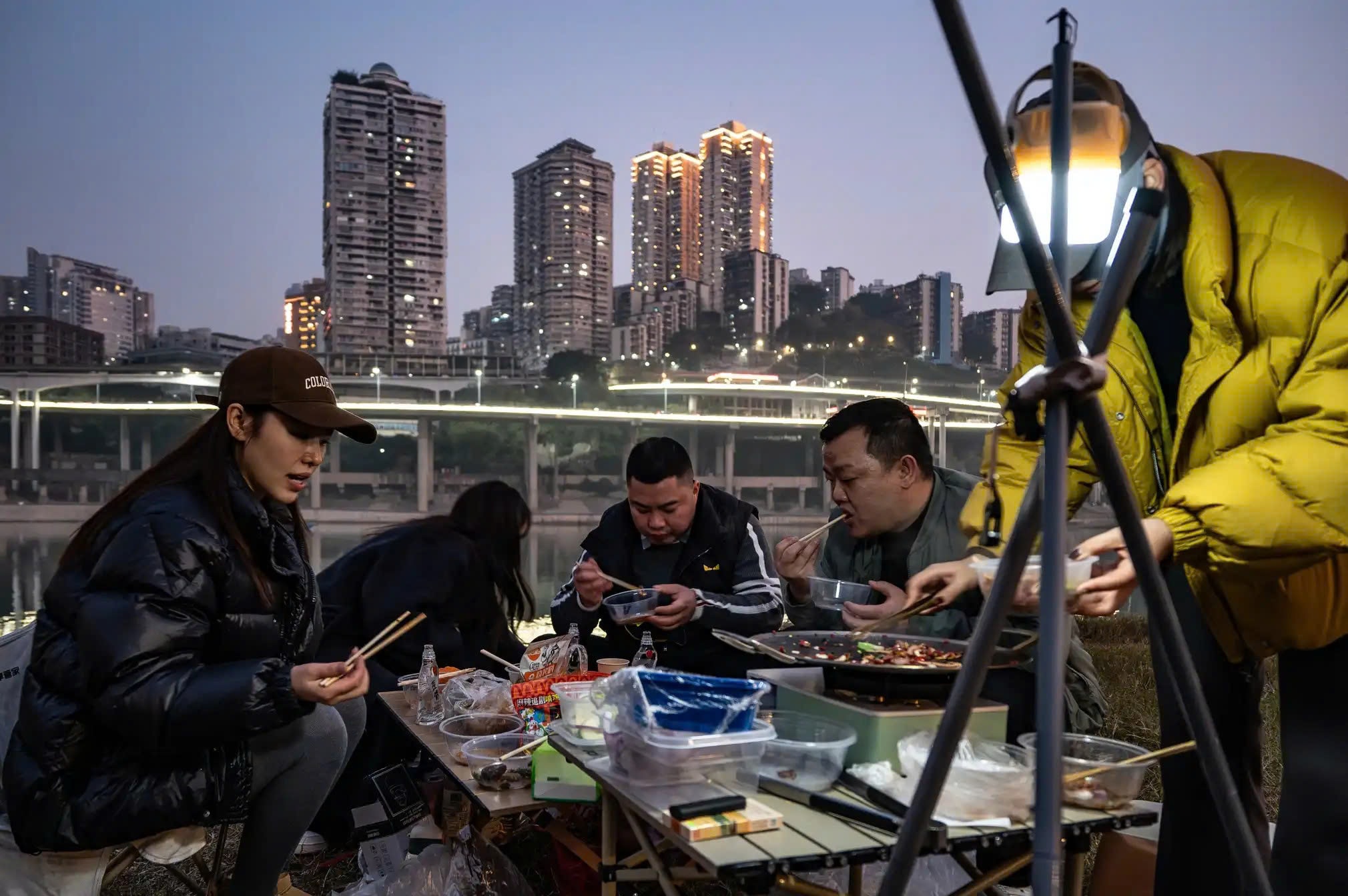 Cuộc sống bên trong thành phố mê cung Trùng Khánh - 14