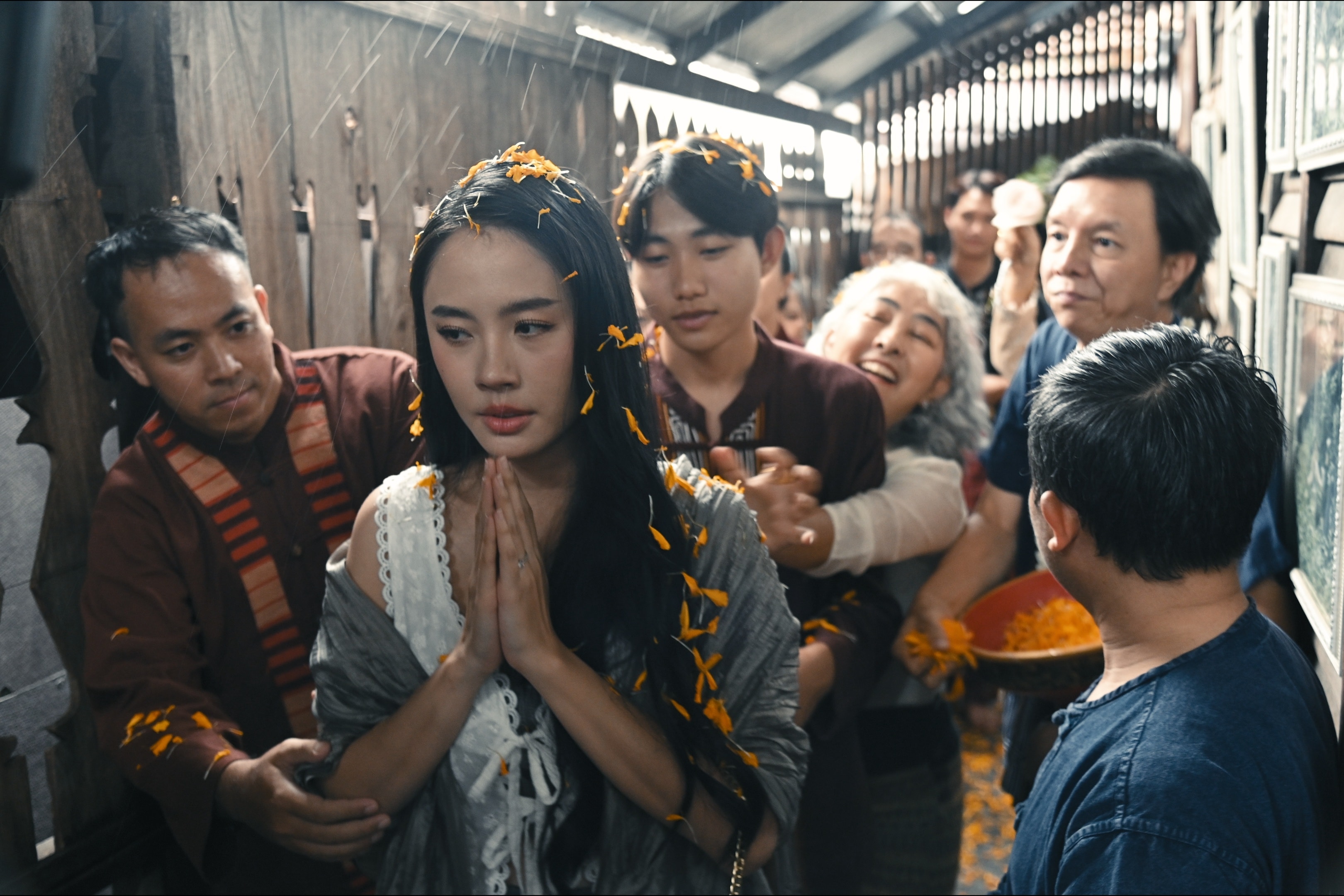 Co dau ma anh 1