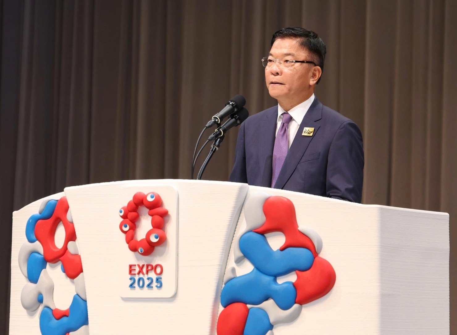 Phó Thủ tướng Lê Thành Long phát biểu tại lễ khai mạc Ngày Quốc gia Việt Nam tại World EXPO Osaka 2025 (Ảnh: Báo Chính phủ)