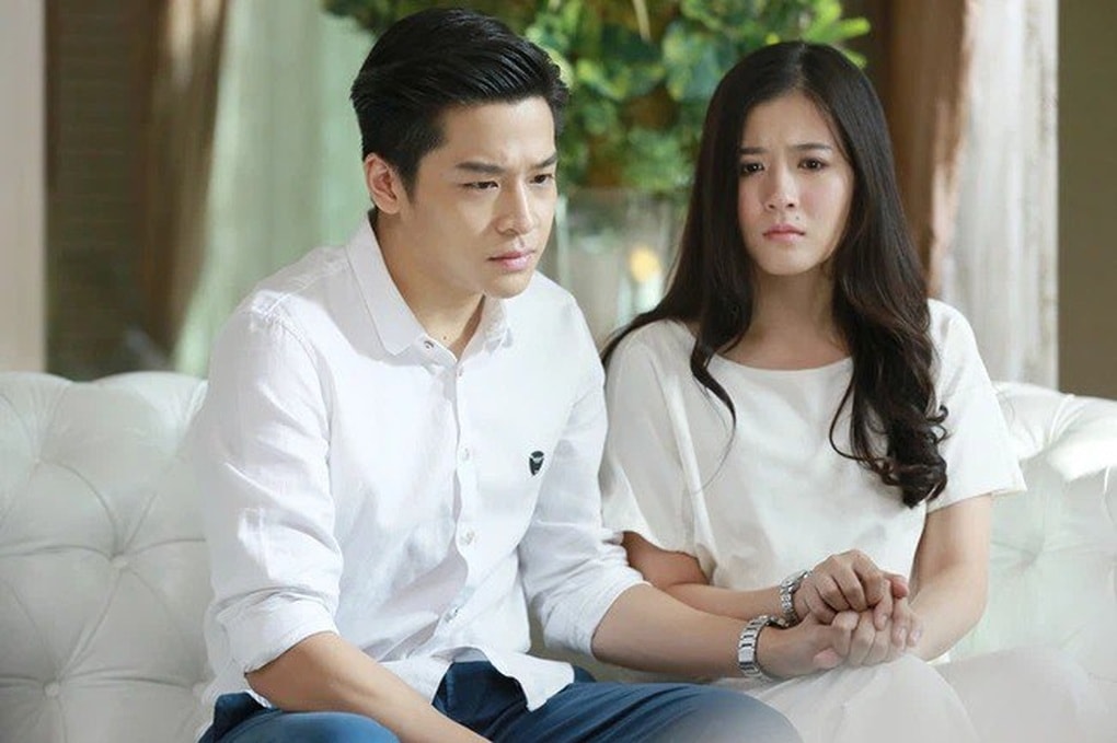 Lấy tiền bố mẹ bao nuôi bạn trai, tôi ngã ngửa khi biết anh đã làm gì - 1
