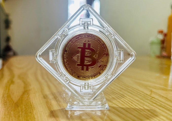 Người sở hữu Bitcoin, Ethereum… sẽ được mua bán hợp pháp tại Việt Nam thông qua sàn- Ảnh 1. Người sở hữu Bitcoin, Ethereum… sẽ được mua bán hợp pháp tại Việt Nam thông qua sàn- Ảnh 1.