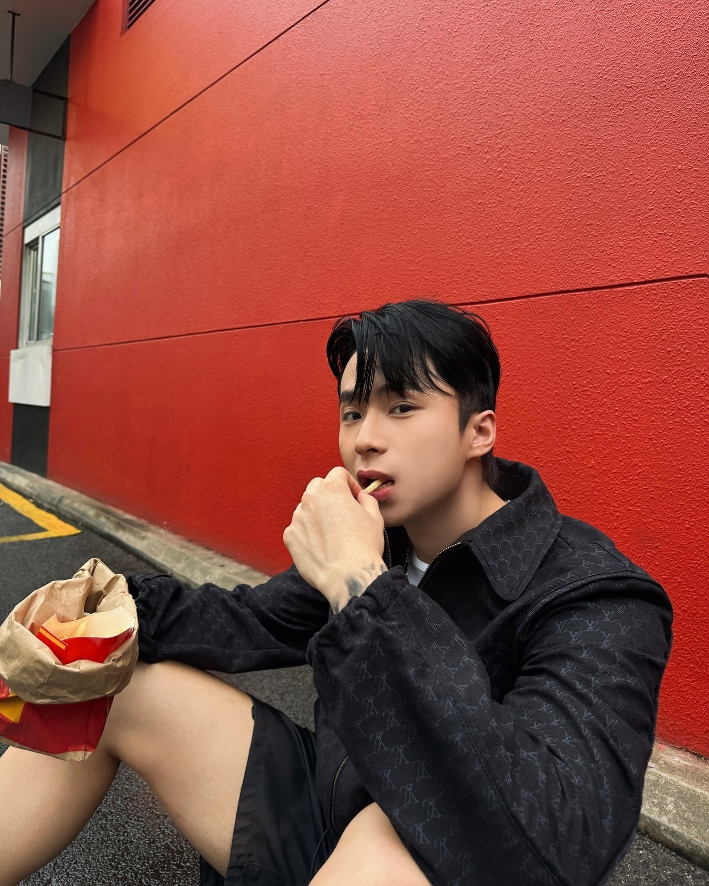 Orange hen ho Wokeup anh 12