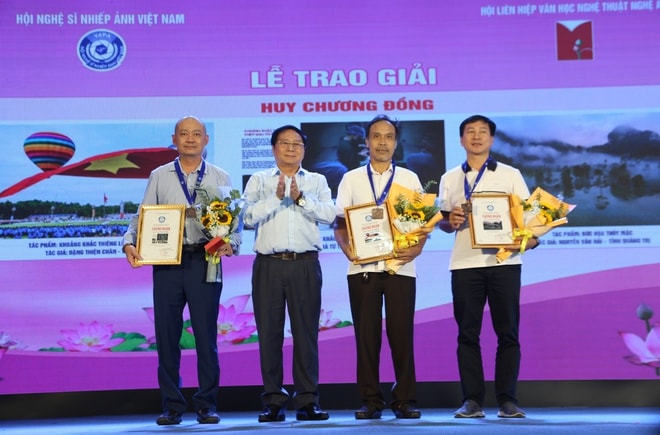 Trao giải và khai mạc Liên hoan Ảnh Nghệ thuật Bắc Trung Bộ lần thứ 31- Ảnh 5.