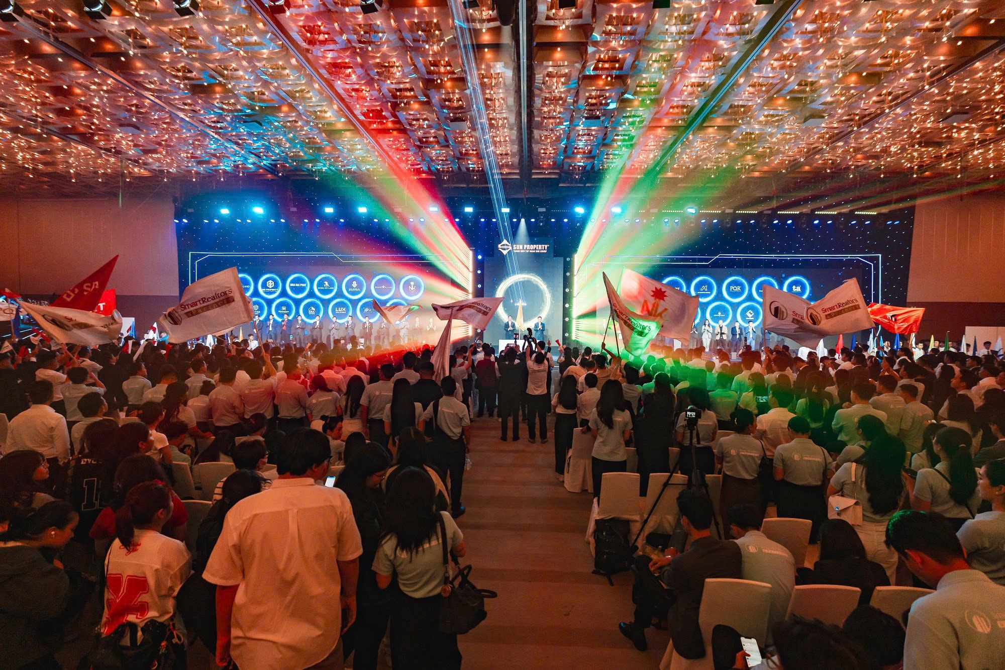 Nghi thức kick off của các đại lý phân phối Blanca City.