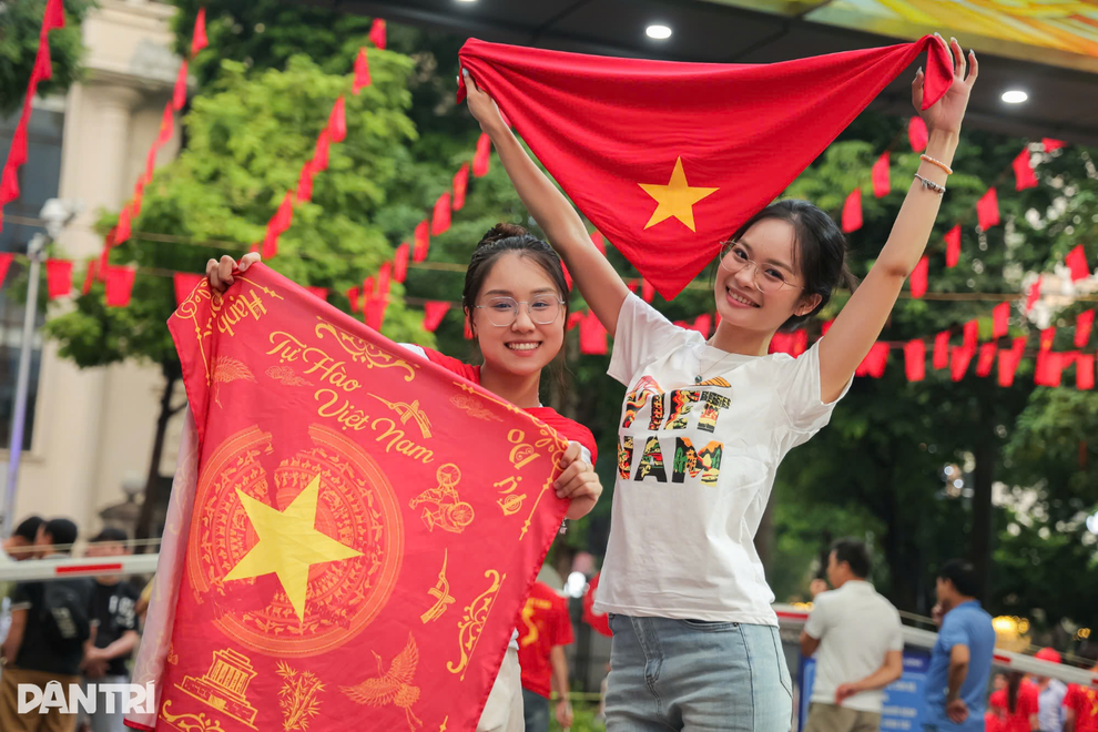 Việt Nam tăng trưởng 21%, trong nhóm điểm đến du lịch bùng nổ của thế giới - 1