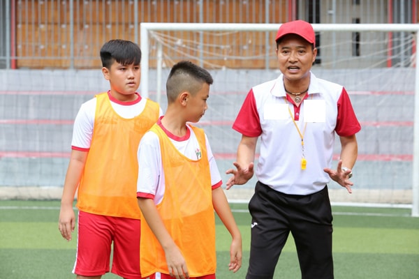 Sau 'Anh trai vượt ngàn chông gai', cựu danh thủ Nguyễn Hồng Sơn quay lại chương trình trên VTV3- Ảnh 2.