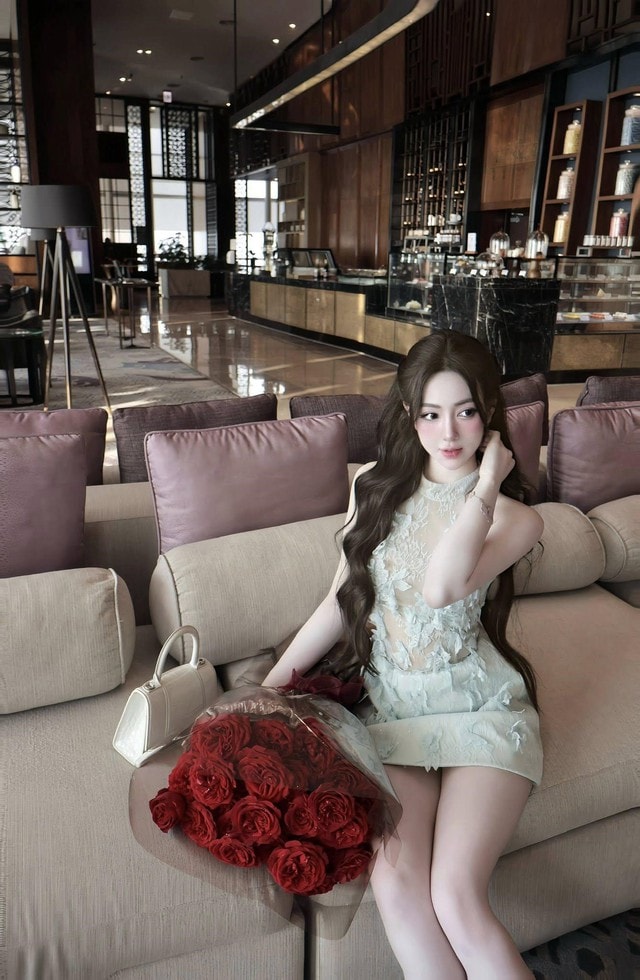 Góc khuất nghề idol live: Áp lực phía sau ánh đèn và thông điệp từ Ngân Kina- Ảnh 3.