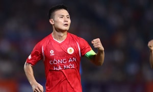 Quang Hải ghi bàn, CLB Công an Hà Nội chiếm ngôi đầu V.League