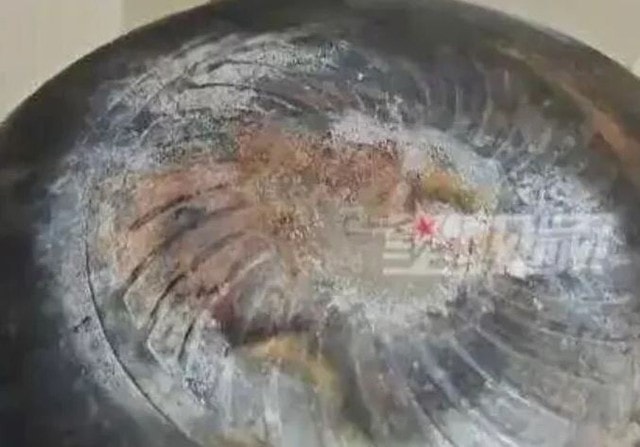 Người đàn ông quên tắt bếp gas suốt 27 ngày và cái kết- Ảnh 1.