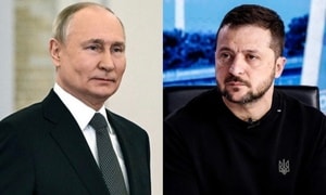 Điện Kremlin: Tổng thống Putin mời ông Zelensky đến Moskva đàm phán 