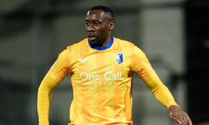 Cầu thủ đi tù vì gây chết người vẫn được đăng ký thi đấu