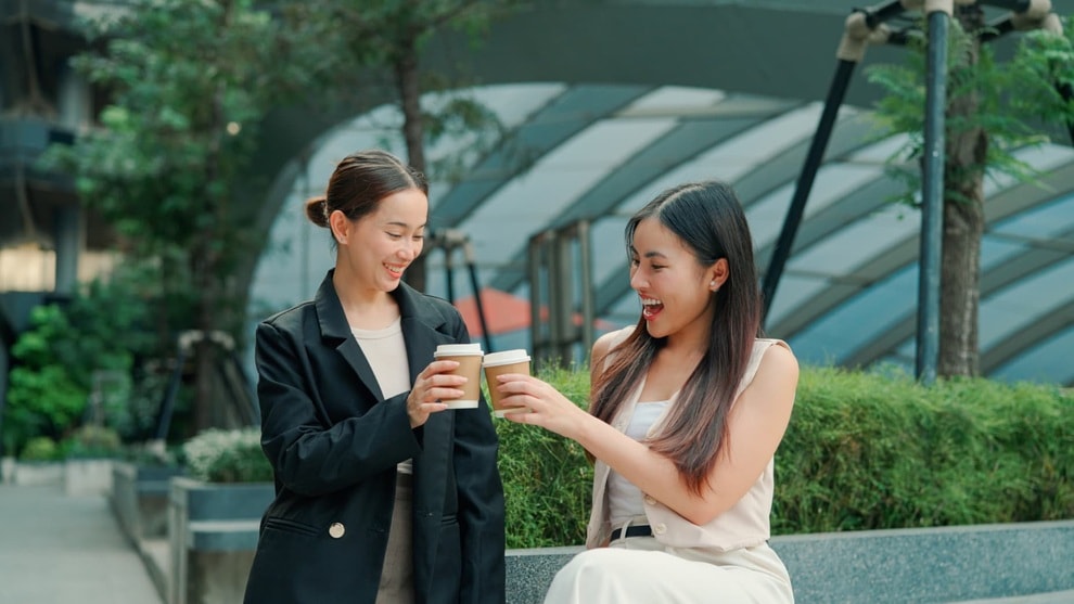 Giới trẻ từng bước thay đổi văn hóa làm việc nơi công sở - 1 Giới trẻ từng bước thay đổi văn hóa làm việc nơi công sở - 1
